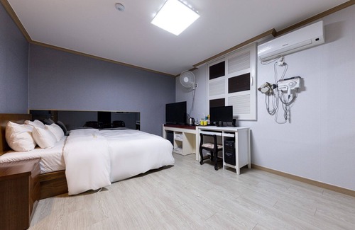 Dong-gu Hotel | Eco-Friendly Daejeon Yongjeon Sol-b with Breakfast & Kitchen