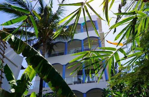 Kendwa Bed & Breakfast | Stunning Daeli Apartment with Oceanfront Views & Top Amenities