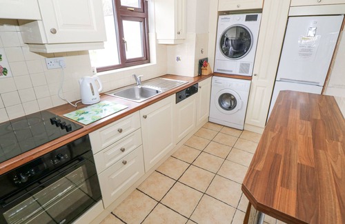 Grange Cottage | Pet-Friendly Daffodil Cottage in Grange, County Sligo