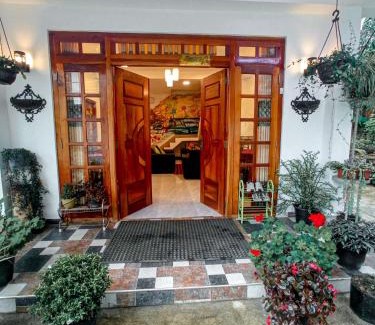 Nallathanniya House | Discover Daffodils Inn: Rated 10/10 with Family Amenities
