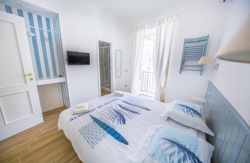 Old Town Bed & Breakfast | Guest Rated: Dafni e Naide with Breakfast & Child-Friendly Options
