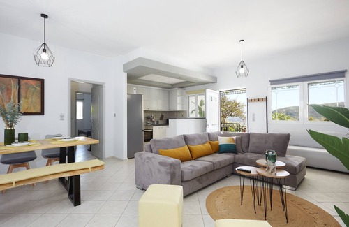 Orne Villa | Discover Dafni Villa: Your Ideal Family Retreat Awaits