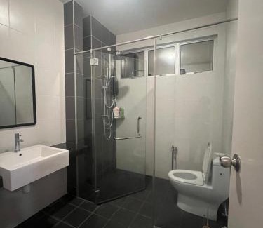 Jitra House | Family-Friendly DAHLIA Homestay for Memorable Getaways
