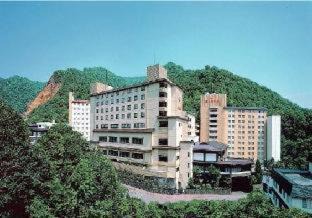 Noboribetsuonsencho Hotel | Experience Dai-ichi Takimotokan: 4-Star Retreat with Hot Tub