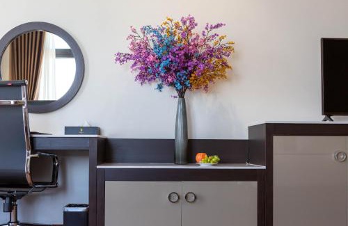 Khu bao ton Thien nhien Pu Luong Hotel | Dai Viet Hotel: Ideal for Families with Breakfast Included