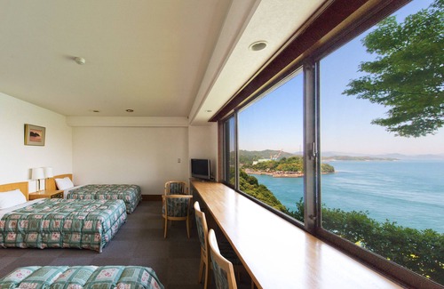 Namikata House | Daichoso: Family-Friendly Retreat with Top Amenities