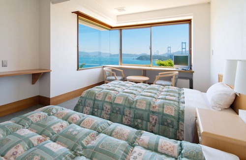 Namikata House | Daichoso: Family-Friendly Retreat with Top Amenities