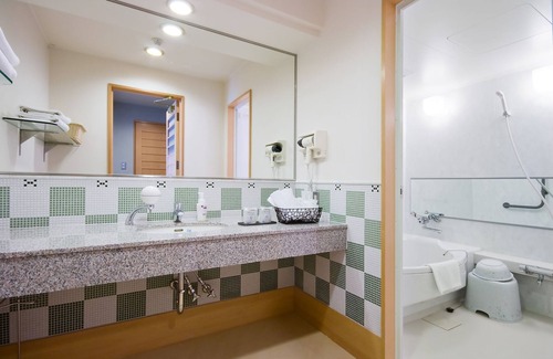 Namikata House | Daichoso: Family-Friendly Retreat with Top Amenities
