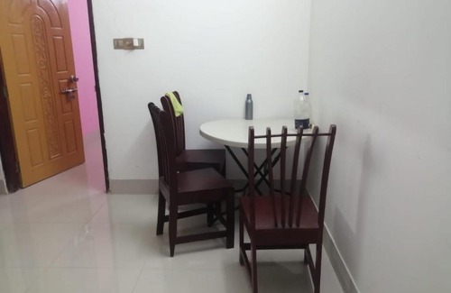 Mirpur Apartment | Cozy Daily Room Rentals in Mirpur - Pet & Child Friendly
