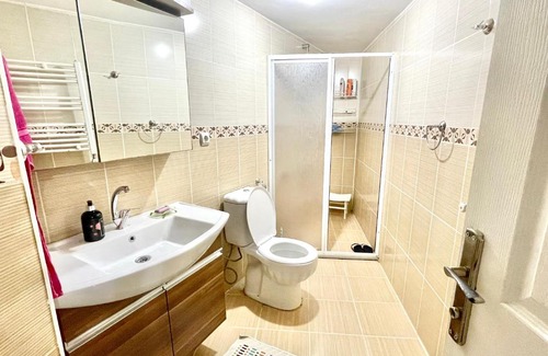 Zeytinburnu Apartment | Discover Family-Friendly Daire İstanbul nuripaşa Retreat
