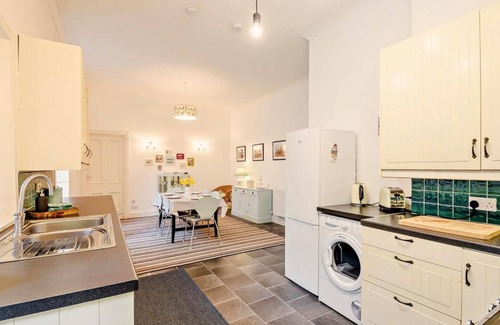 Rothesay Apartment | Exceptional Georgian Flat with Bay Views and Family Amenities