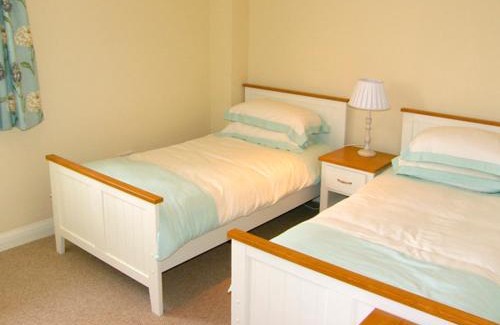 Knutsford Apartment | Discover Dairy Apartment 1: A 4-Star Guest Favorite
