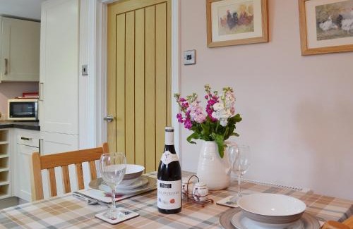 Five Oak Green House | Kid-Friendly Holiday Homes in Matfield, UK - 10/10 Rated