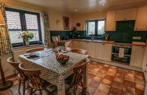 Newton-on-Rawcliffe Cottage | Cozy Dairy House: Pet Friendly Retreat with Open Fire