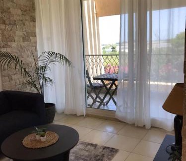 Caesarea Apartment | Discover Daissy House: Oceanfront Retreat with Spa Access