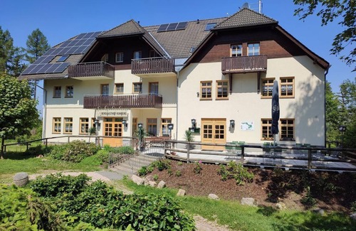 Stutzengrun Apartment | Daisy H B to 2 - 1 night - Haus Kuhberg
