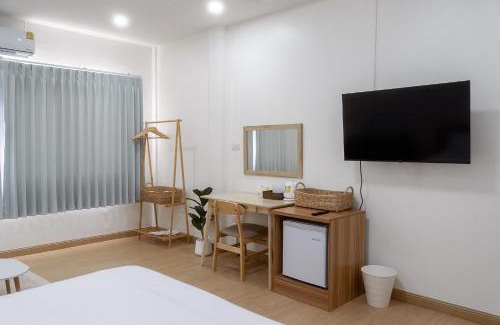 Nan House | Cozy Daisy Home & Cafe Nan: Ideal for Family Stays
