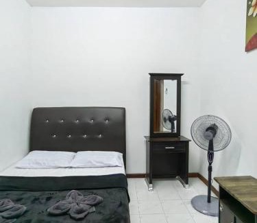Kuah Apartment | Relax at Daisy Homestay Langkawi - Top Rated with Pool
