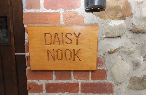 Tunstall Cottage | Pet-Friendly DAISY NOOK: Characterful Cottage Awaits You