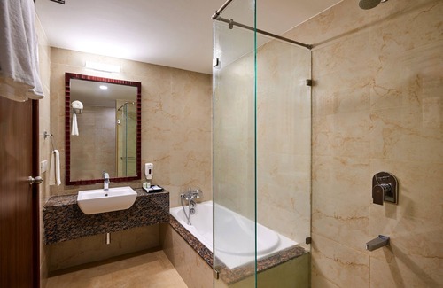 Rameshwaram Hotel | Comfortable Daiwik Hotels Rameswaram with Spa & Kitchen
