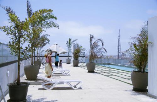Pointe des Almadies Apartment | Oceanfront Apartment with Pool - DAKAR by DAYS
