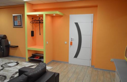 Satu Mare Apartment | Explore Dakar: Top-Rated Family-Friendly Hotel Stay