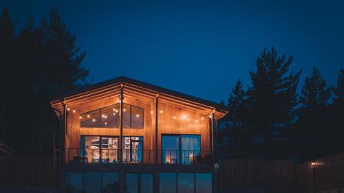 Tsigov Chark Villa | Unwind at Dakota Forest Retreat: Guest Rated 9.7/10