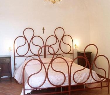 Mola di Bari House | Dal Canonico: Pet-Friendly Retreat with Pool & Dining
