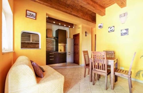 Cassia Apartment | Discover Dal Centurione: Pet-Friendly with Great Reviews