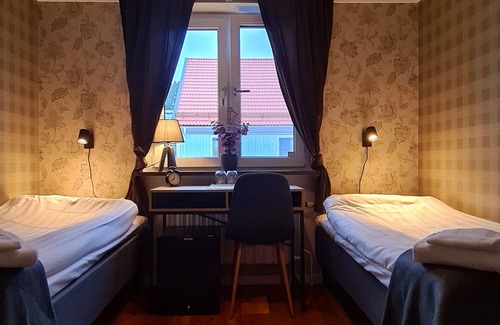 Dala-Jarna Hotel | Discover Dala-Järna Hotell: Family-Friendly with Dining Options