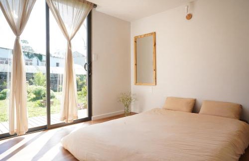 Phuong House | Pet-Friendly Dalaha Retreat: Rated 10/10 with Hot Tub