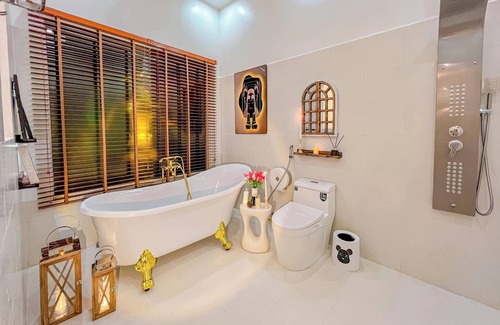 Da Lat Villa | Elegant DALAT CASA 3: Top-Rated Stay with Pool & Spa