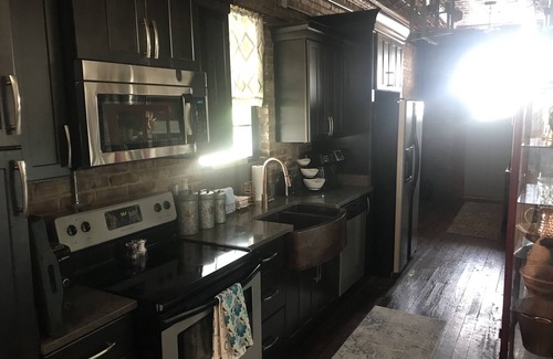 Albany Apartment | Guest Rated 10/10: Dale Hollow Lake Apartment in Albany, KY
