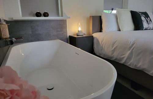 Stieltjeskanaal Bed & Breakfast | Dalerheugte Wellness B&B