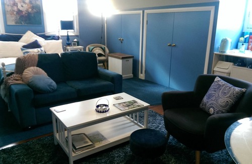 Bairnsdale Bed & Breakfast | Idyllic Dalfruin B&B with Oceanfront Pool & Spa