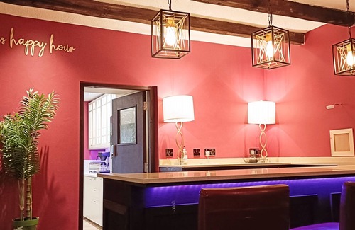 Kilwinning House | Dalgarven House: Exclusive Venue with Spa and Hot Tub
