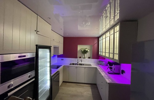 Kilwinning House | Dalgarven House: Exclusive Venue with Spa and Hot Tub