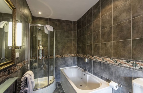 Bonnyrigg Hotel | Indulge at Dalhousie Castle Hotel & Spa - 4-Star Retreat