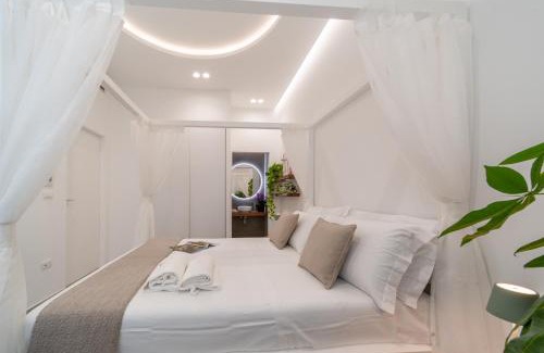 Acquarica del Capo Bed & Breakfast | Experience Daline Holiday Rooms: Top-Rated Oceanfront Oasis