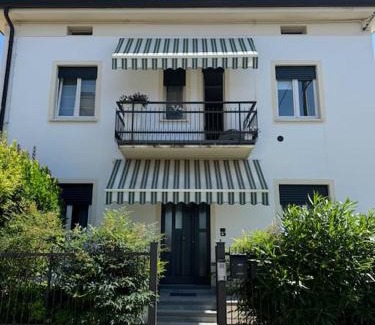 Bussolengo Apartment | Family-Friendly Stay at Dalla Simo Hotel Awaits You