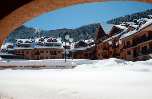 Montecampione Apartment | Discover Dalla Zia Alda: Family-Friendly Stay with Breakfast