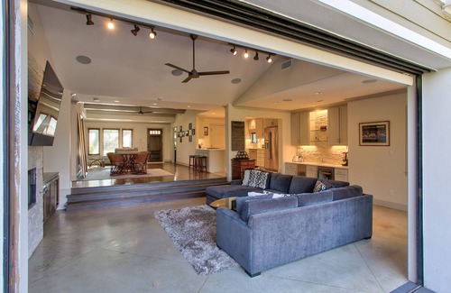 Lakewood House | Relaxing Retreat at On the Creek by White Rock Lake