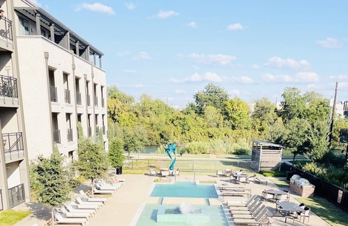 Farmers Branch Apartment | Dallas Station Stay