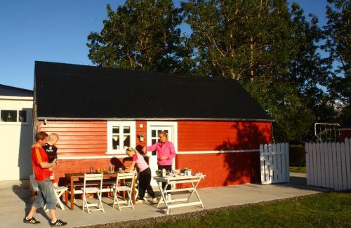 Dalvik House | Discover Dalvík Vegamót Cottages with Hot Tub & Pets Welcome