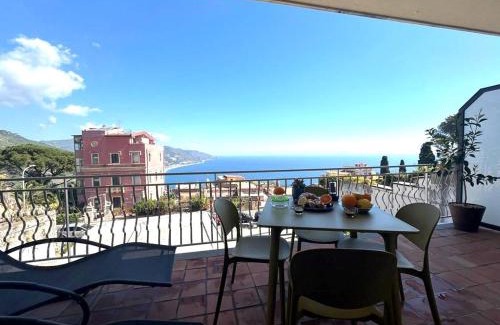 Taormina Apartment | Dama View Apartment by Taormina Holidays