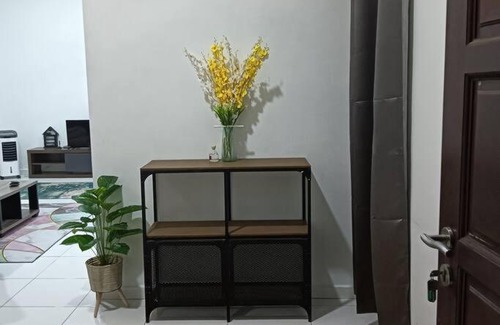 Kepala Batas House | Family-Friendly Damai Homestay with Top Guest Rating 9.2