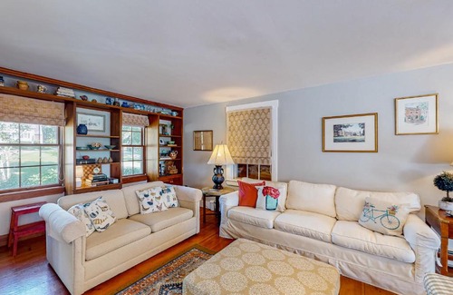 Damariscotta House | Family-Friendly Damariscotta River Retreat Getaway