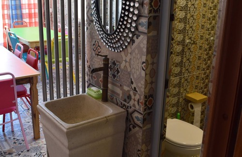 Zouk Mosbeh House | Beautiful Damask Rose Lebanese Guest House with Spa & Pool