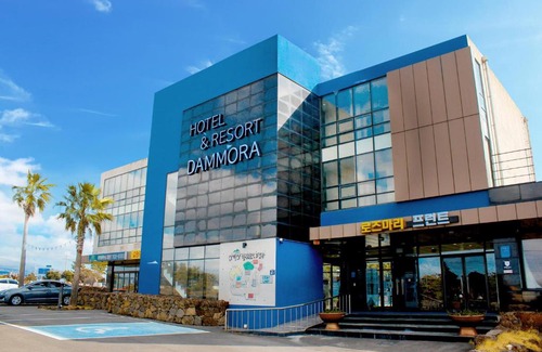 Andeok Resort | Discover Dammora Resort: Family-Friendly with Pool & Breakfast