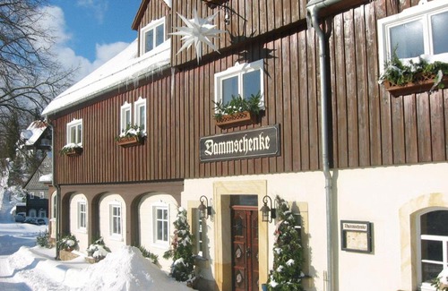 Jonsdorf Hotel | Guest Rated: Dammschenke Gasthof & Hotel with Hot Tub
